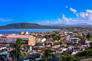 landscape-sea-coast-town-city-mountain-range-265516-pxhere.com_.jpg