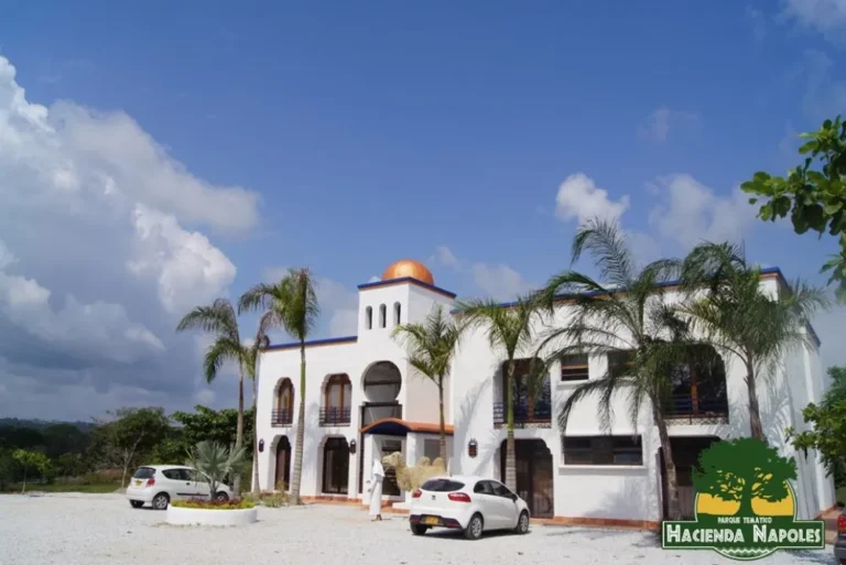 CASA-BLANCA-SAFARI-HOTEL-1
